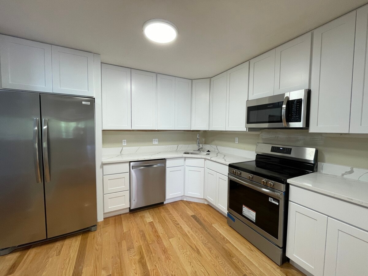 Photo - 1850 Beacon St Unit 304F