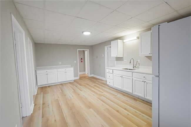 Photo - 175 School St Unidad 2