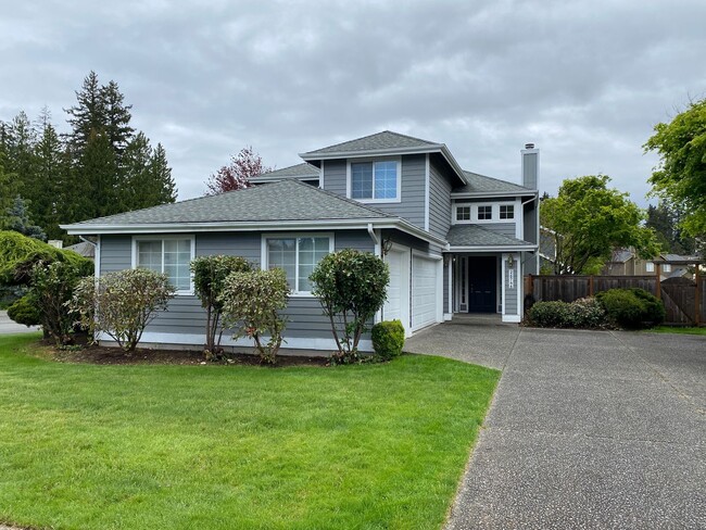 Building Photo - Corner lot home Maple Valley!