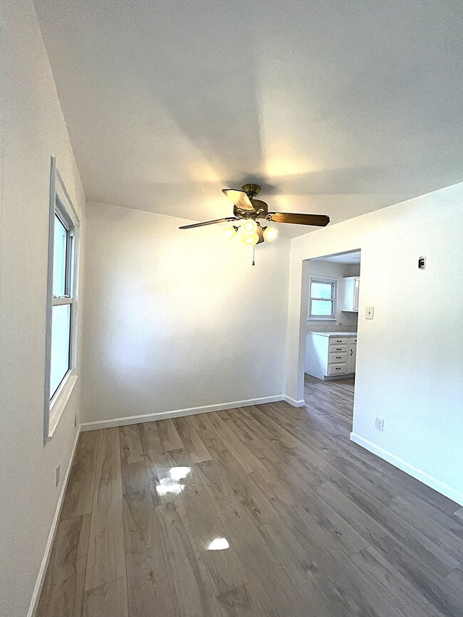 Photo - 1007 Lindemann Rd