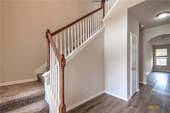 Photo - 6107 Lavaca Dr