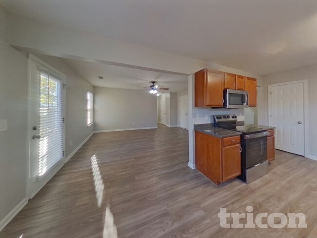 Photo - 124 Iron Horse Rd