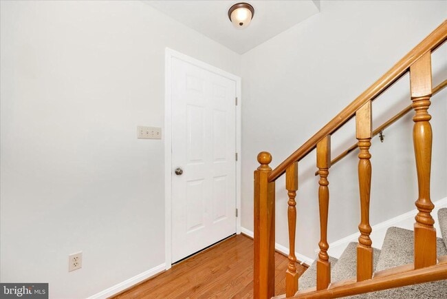 Photo - 1552 Crest View Ave