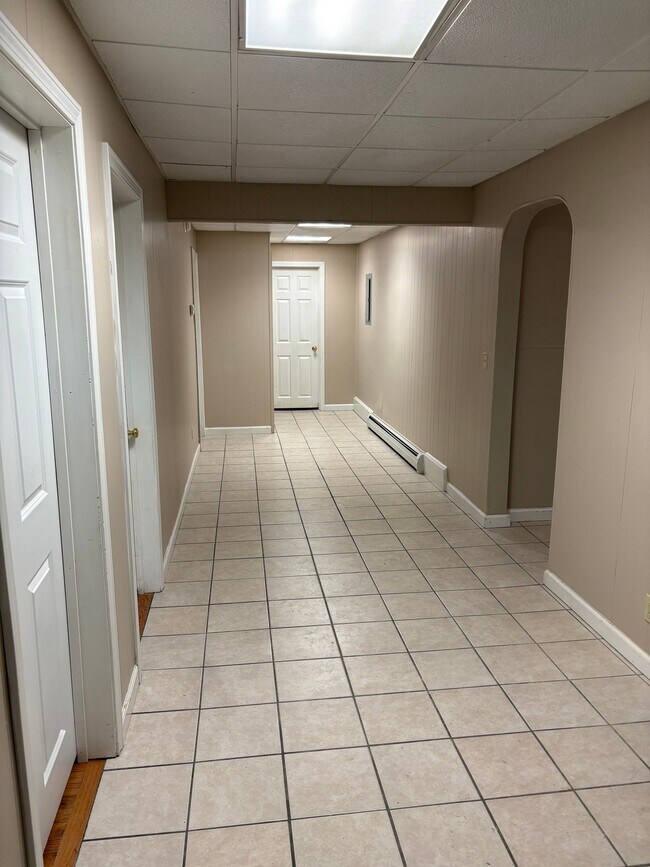Photo - 590 Goebel St Unit 2