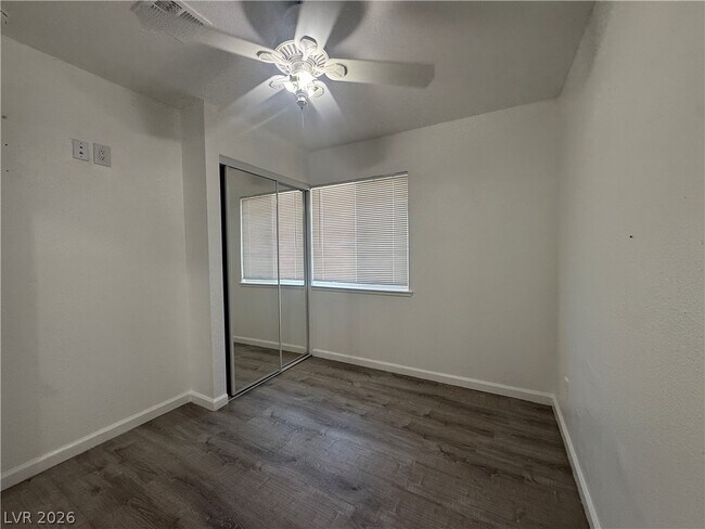 6208 Ilanos Ln
