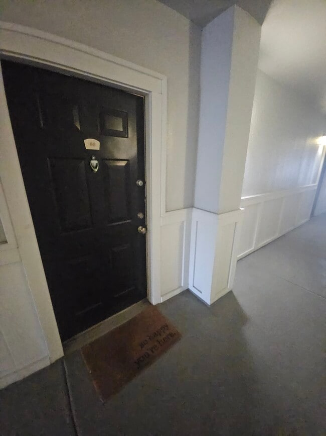 Photo - 202 E South St Unidad 4049