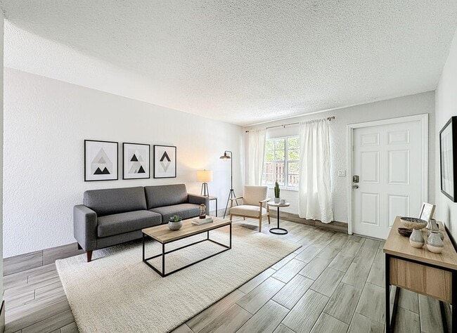 Photo - 337 Kenilworth Blvd