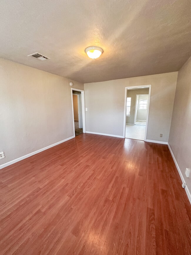 Photo - 2231 NW 26th St