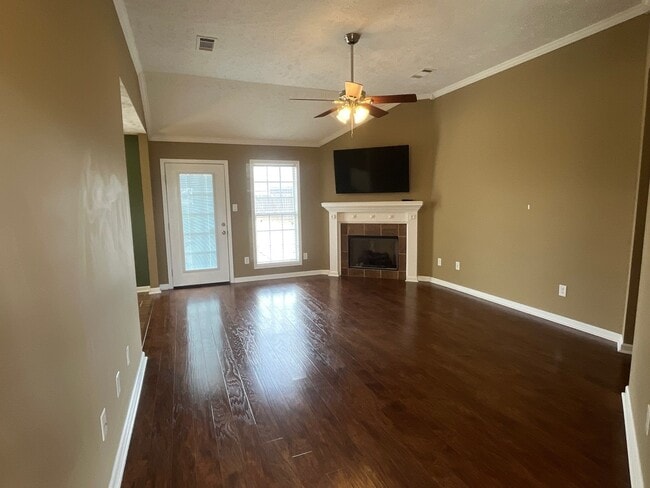 Photo - 612 Gettysburg Dr