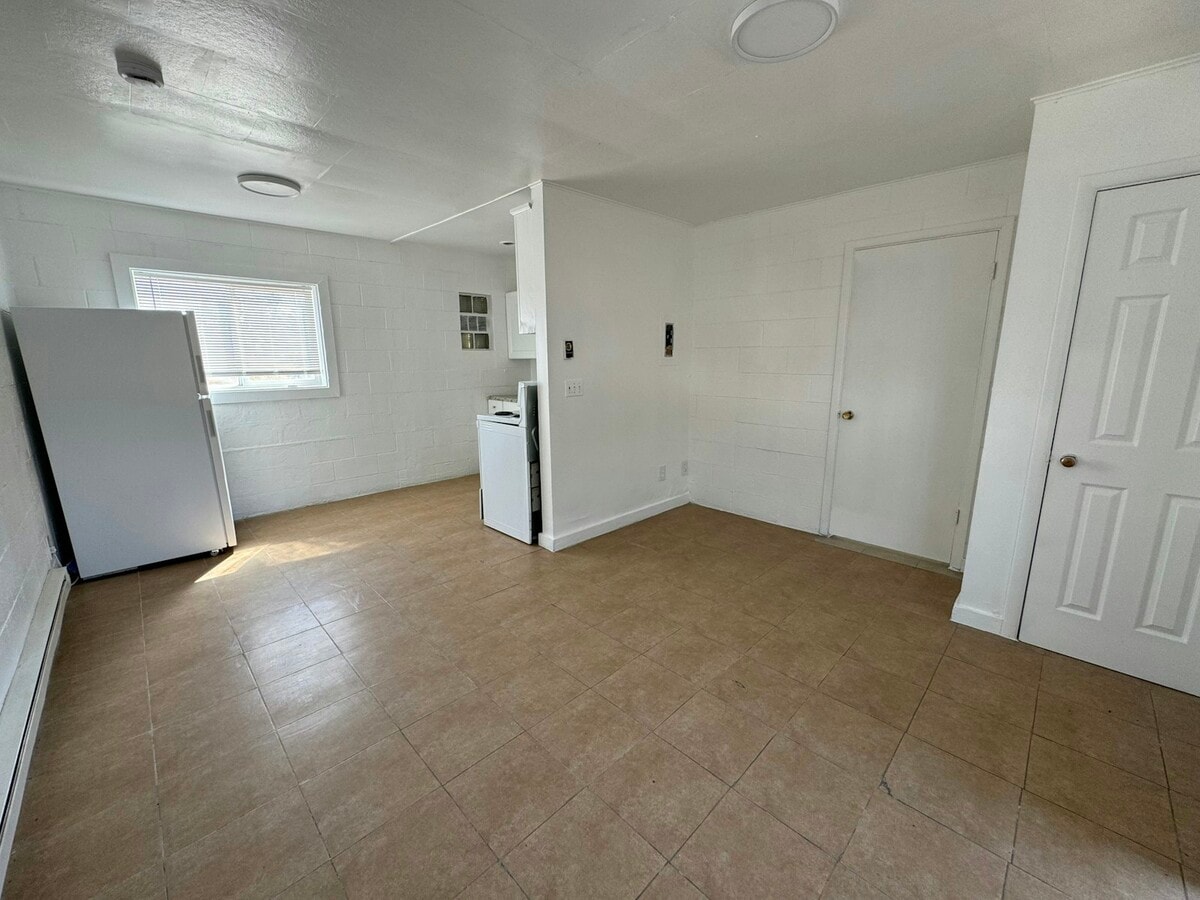 Photo - 4278 Grape Dr NE Unit 4