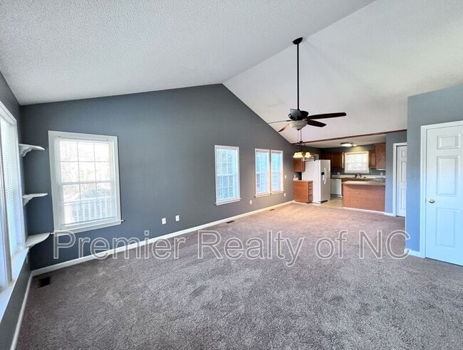 Photo - 118 Carters Ridge Rd