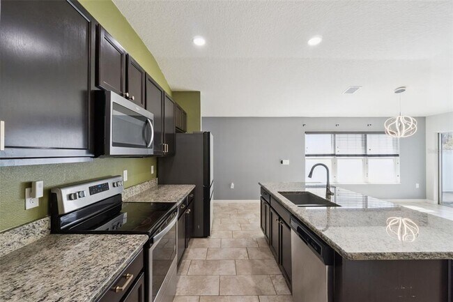 Photo - 3028 Lakes Crest Ave