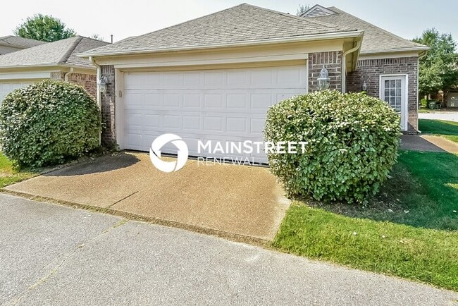 3 Bedroom Pet-Friendly Home in Memphis, TN with Main Street Renewal