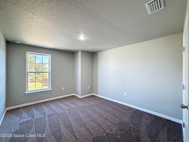 Photo - 532 L M Davey Ln