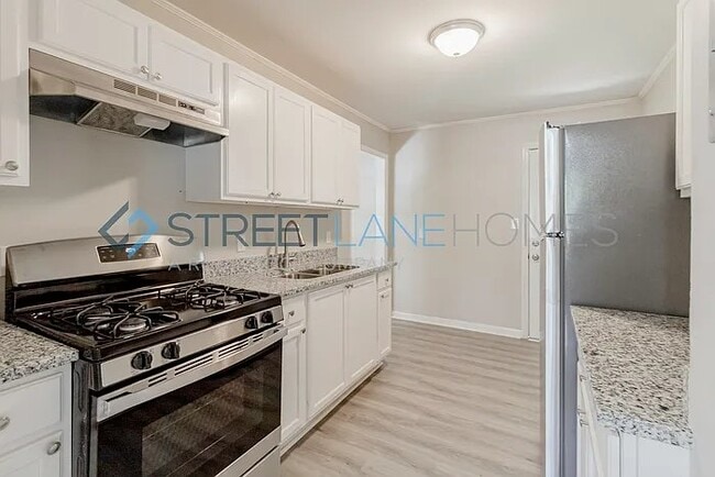 Photo - 3042 Bethune Ave