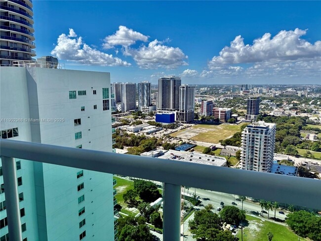 Photo - 1800 N Bayshore Dr Unidad 3908