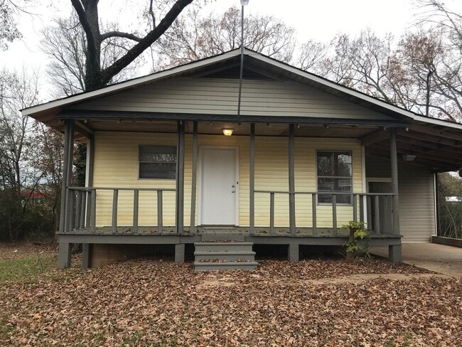 Building Photo - For Rent: Anderson Highway, Hartwell, GA -...