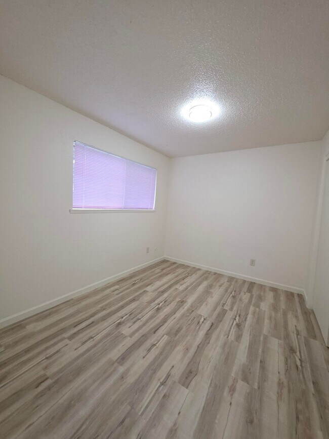 Riviera Terrace Apartments