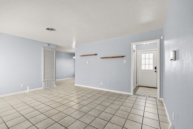 Photo - 1513 Westover Dr
