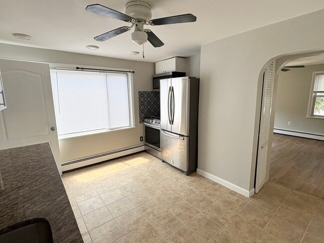 Photo - 110 Sciarappa St Unit 2