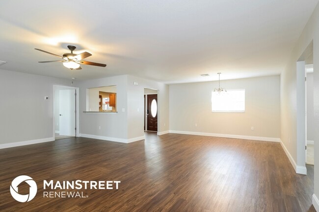 Photo - 108 Lantern Ln