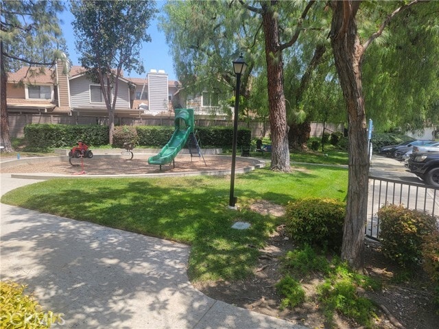 Photo - 941 Lotus Cir