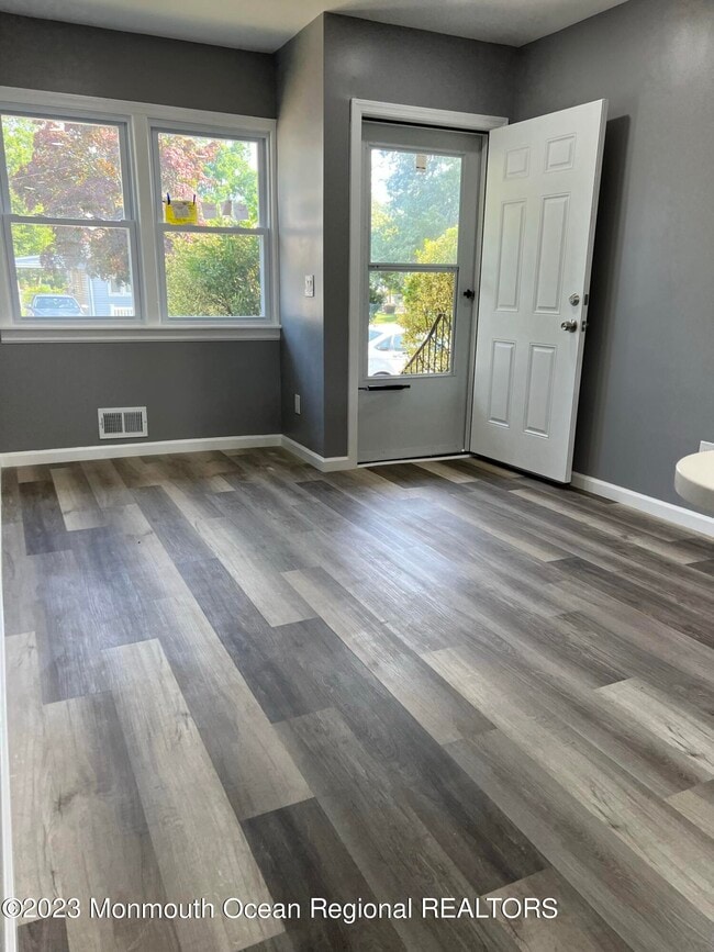 Photo - 1113 6th Ave