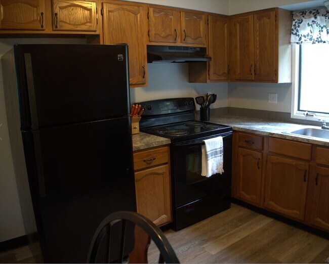 Photo - 283 Privilege St Unit 3