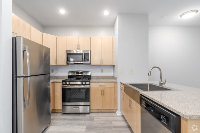 Marshall 1BR, 1BA - 738SF Kitchen