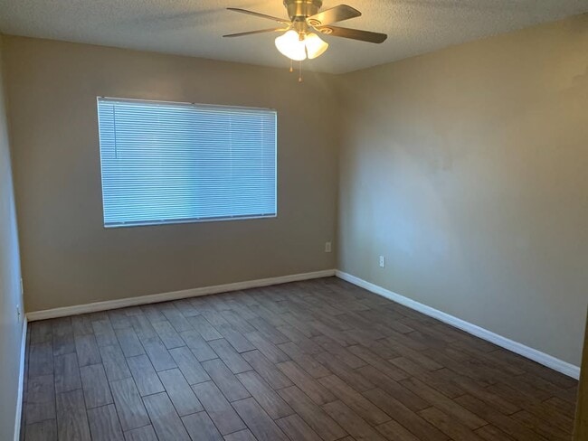 Photo - 610 Kenwick Cir Unidad 103