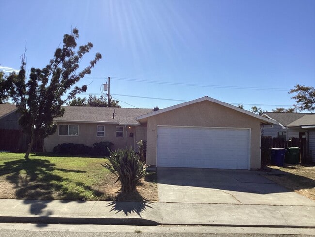 Photo - NOW AVAILABLE!! Very Nice Home In Gustine