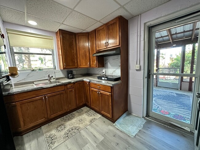 Photo - 923 Abbiegail Dr