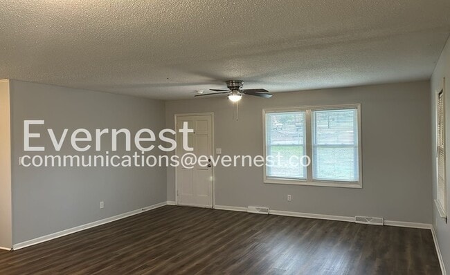 Photo - 4026 Angus Dr