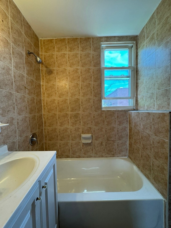 Photo - 489 Avon Ave