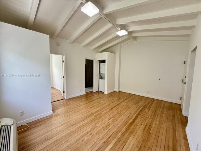 Photo - 1552 Euclid Ave Unit 3