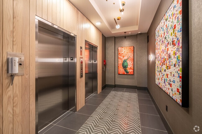 Ascensores del vestíbulo - Gables Queen Anne