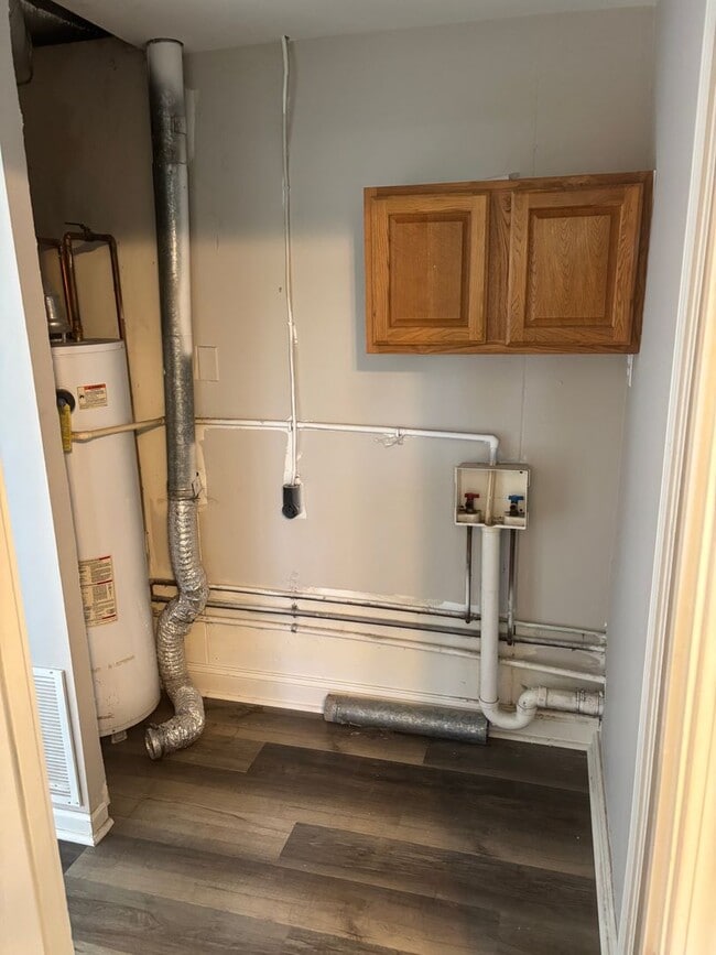 Photo - FOR RENT 3 bed 1 bath!