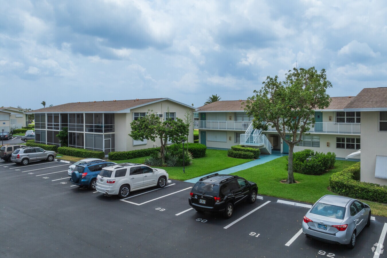 Alternate - Sterling Village Condominium