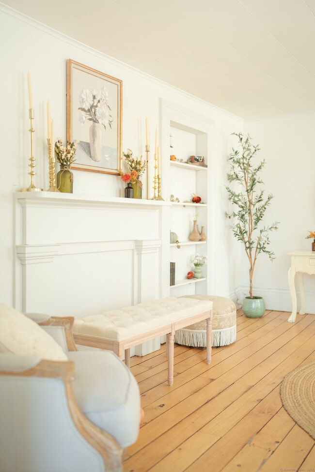 Photo - 2239 Main St Unit 2nd Floor