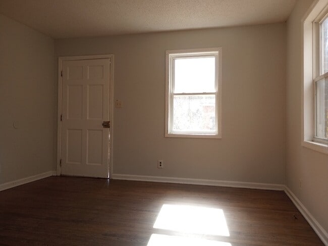 Photo - 29 Lynwood Dr