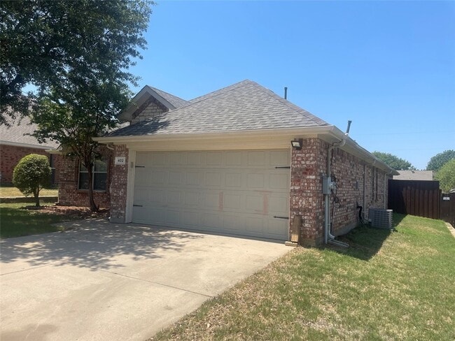 Photo - 402 Calvary Dr