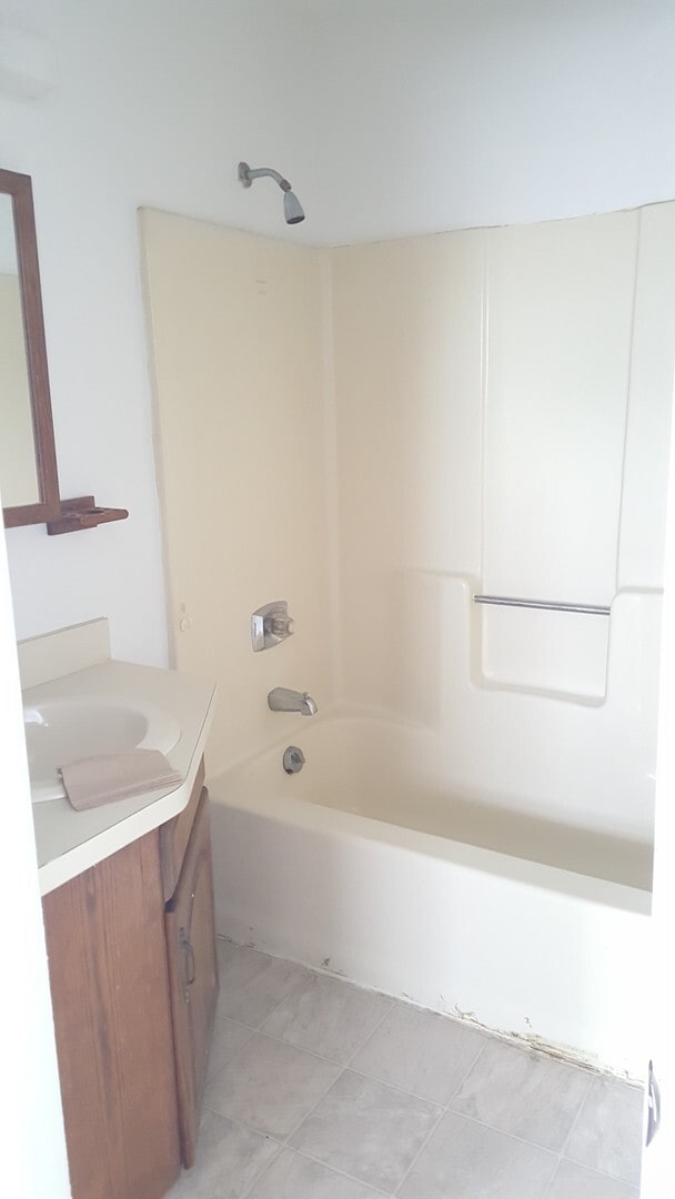 Photo - 431 County St Unidad 2B