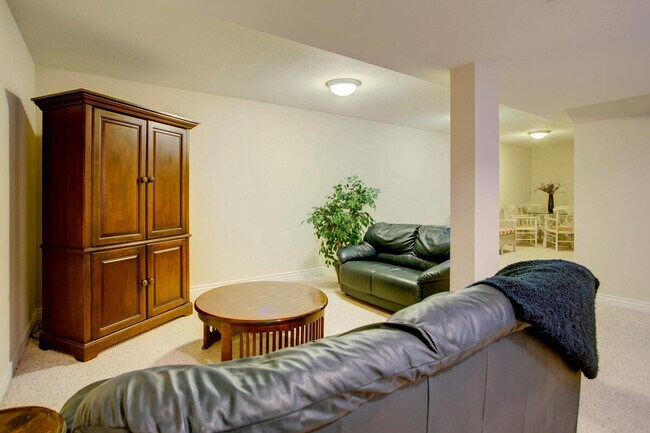 Photo - 2102 S Sherman St Unit SI ID1508518P