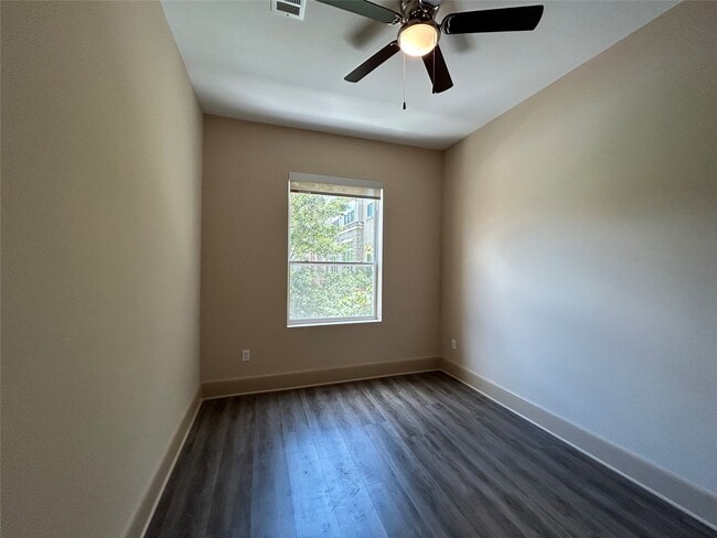 Photo - 230 T C Jester Blvd Unidad AA.192