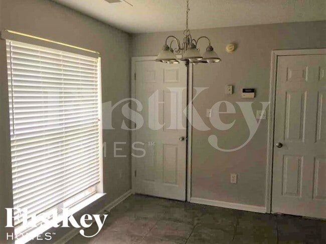 Photo - 1665 Central Trails Dr