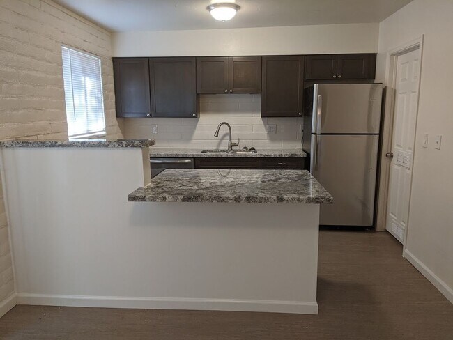 Photo - 4547 E Bellevue St