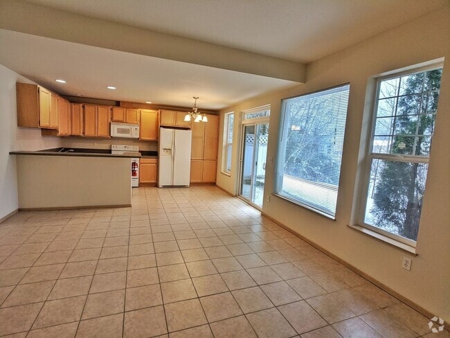 Building Photo - Townhouse, 2BD/1.5BA Condo, Radiant Heat F...