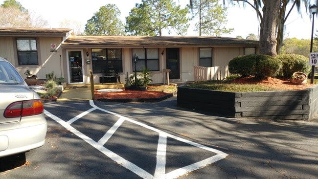 Photo - Capital Ridge