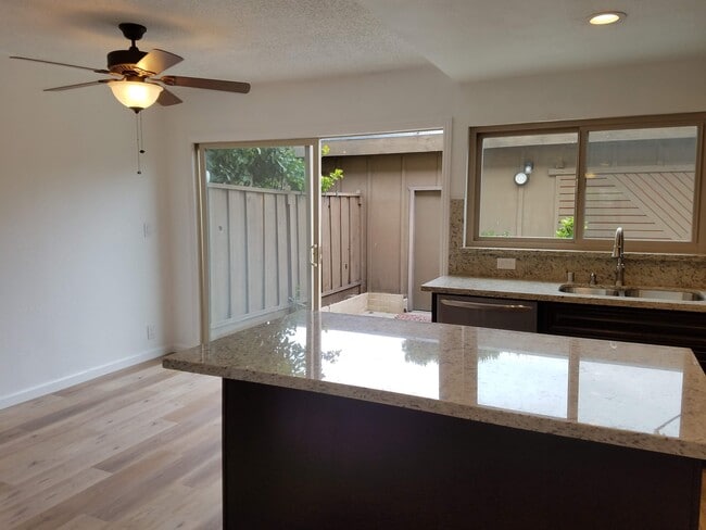 Photo - 792 Ferndale Ct