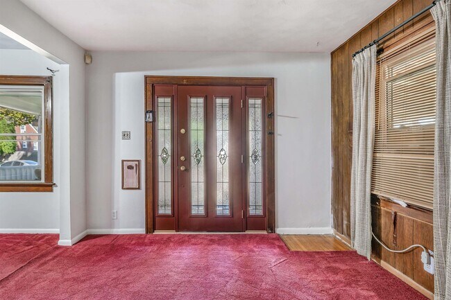 Photo - 3934 Hoagland Ave